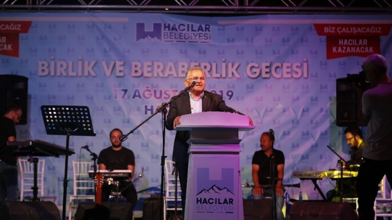 Hacılar’da yapılan Birlik ve Beraberlik Gecesi’ne katıldı