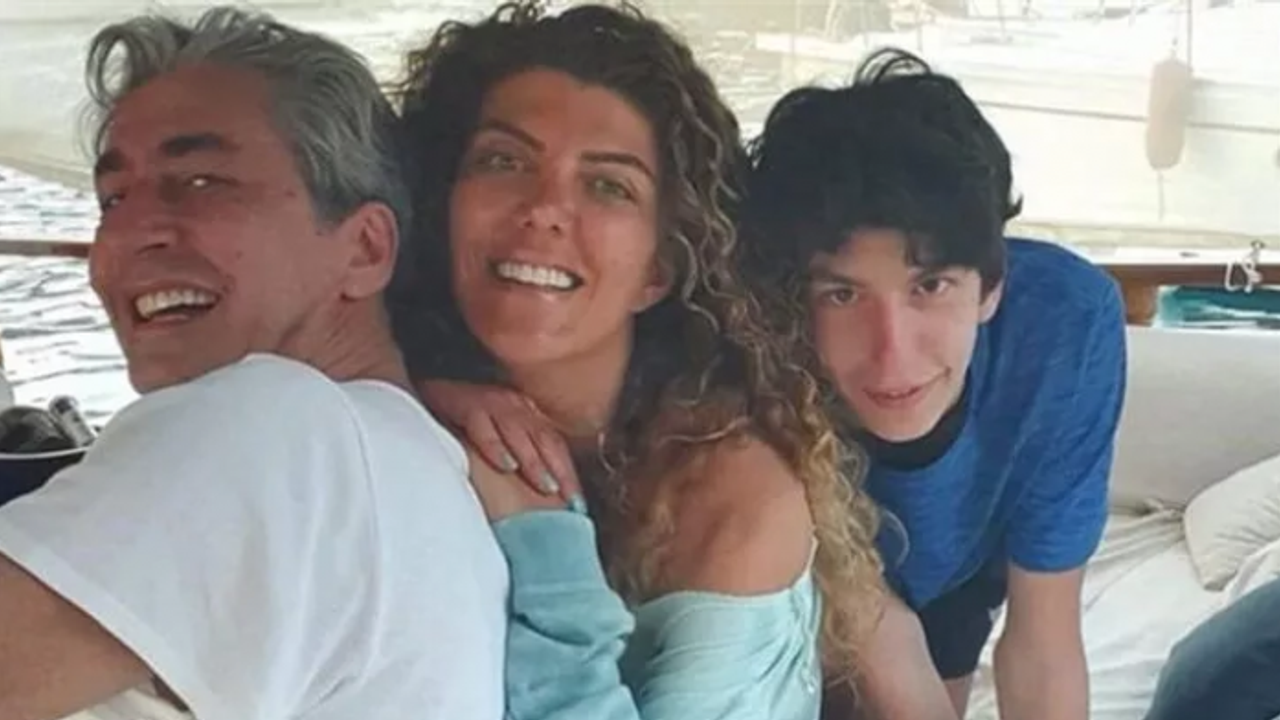 Erkan Petekkaya ailesiyle mavi tura çıktı!