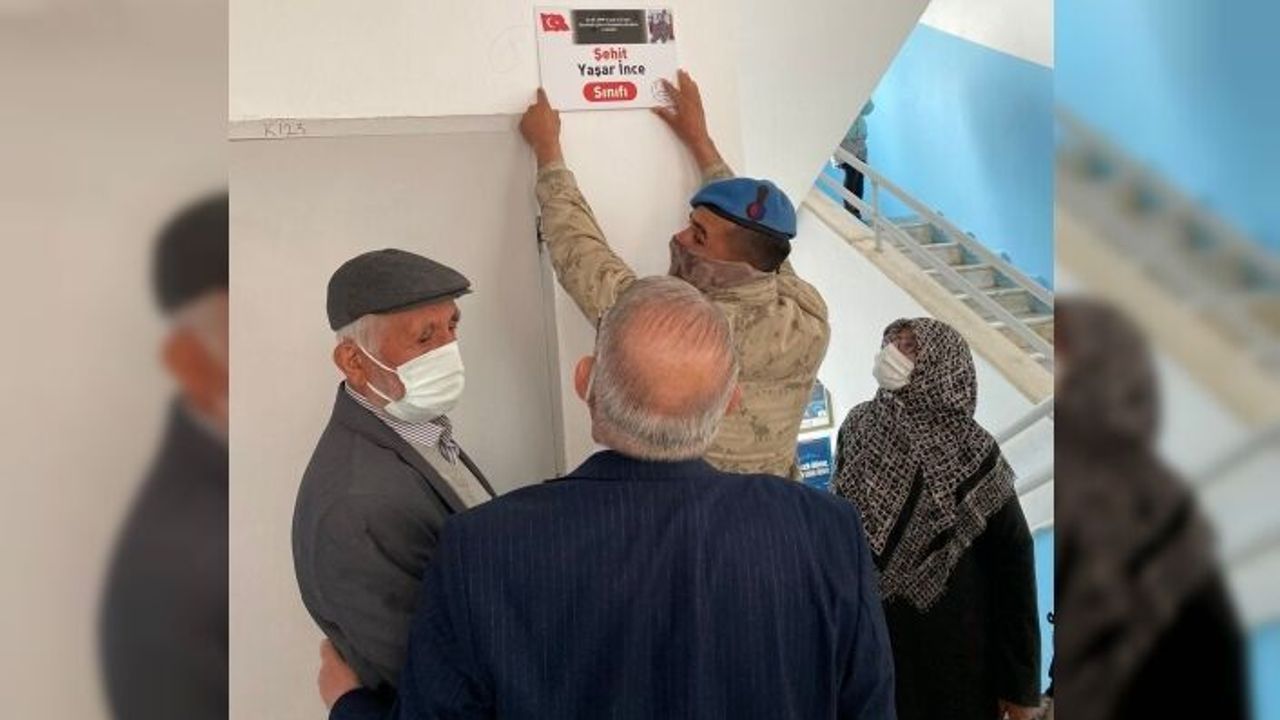 Kahramanmaraş'ta şehitlerin isimleri sınıflara verildi  