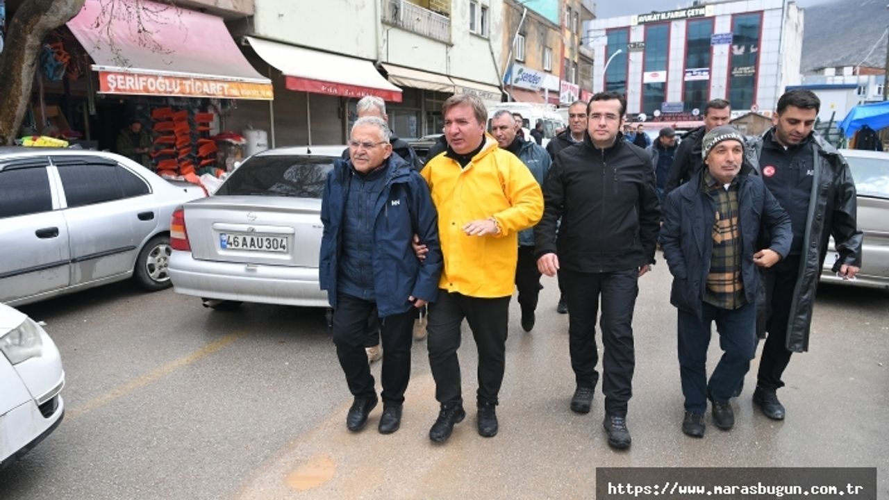 Başkan Büyükkılıç, Elbistan Kayseri Çarşısı'nda esnafı ziyaret etti 
