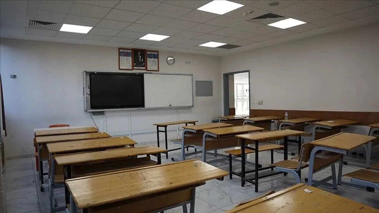 Kahramanmaraş Dahil 20 İlde Okullar Tatil Edildi! İşte 27 Şubat Cuma Tatil Listesi