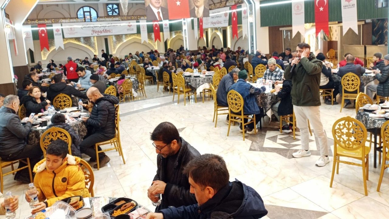 Ramazan bereketi Gaziantep, Kahramanmaraş ve Kilis’te paylaşıldı