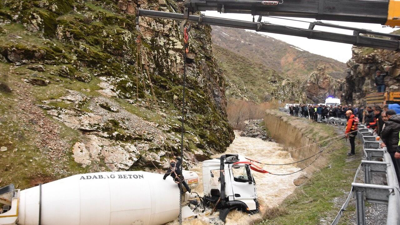 Bitlis'te kayıp şoförün cansız bedeni bulundu
