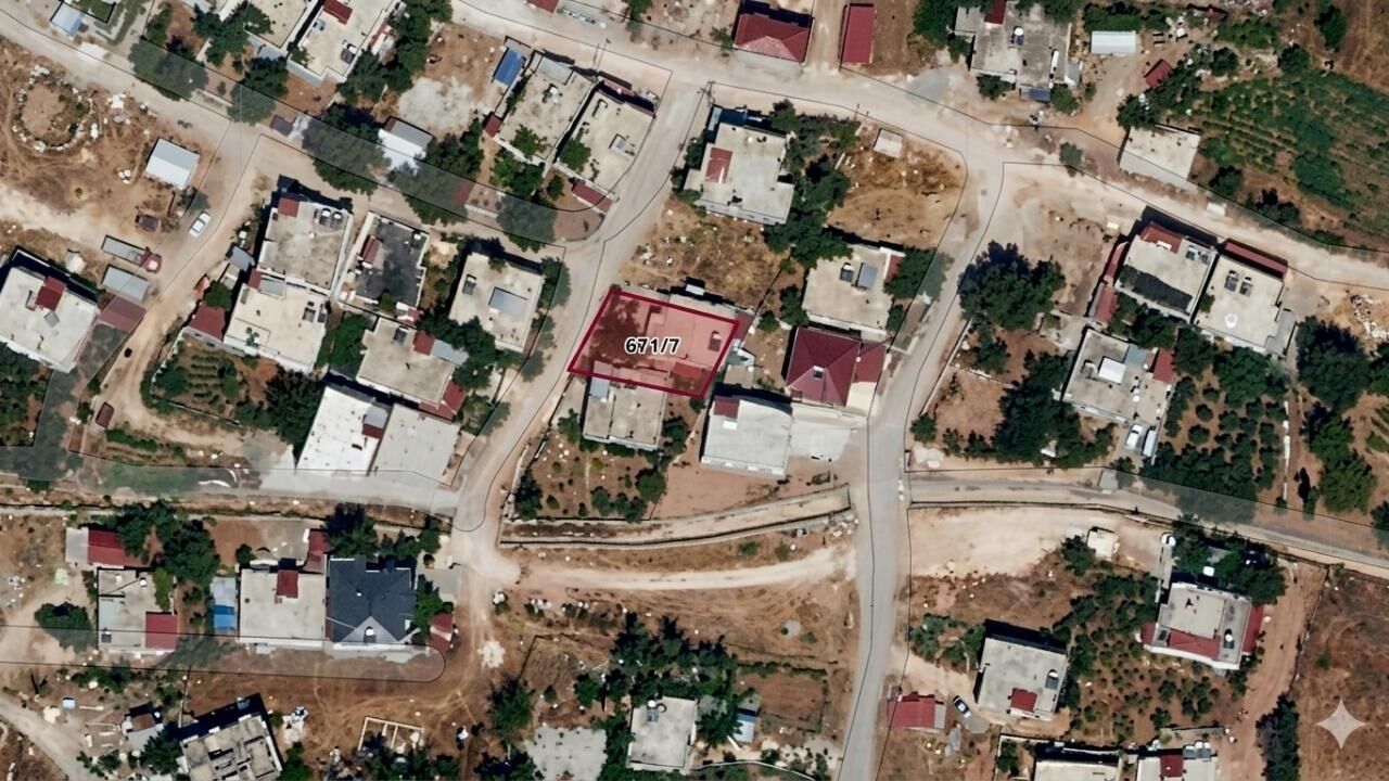 Pazarcık'ta 304 metrekare hasarsız müştemilatlı arsa icradan satılık