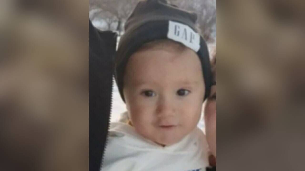 Babasının kullandığı kamyonetin altında kalan 2 yaşındaki Hakan öldü