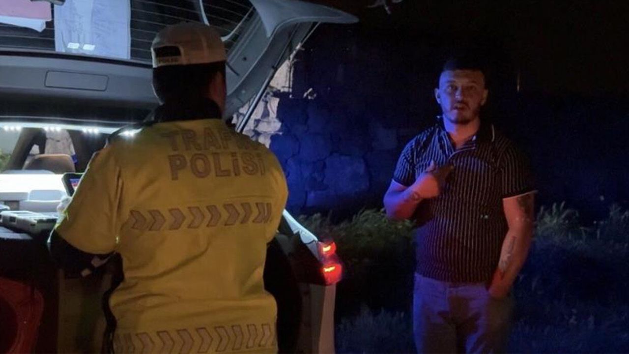 Alkollü ve ehliyetsiz şekilde yangın yerine geldi, ceza yazıldı