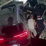 Cip, yapımı süren köprüden düştü: 2 yaralı