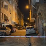 Bağcılar'da komşular arasında bıçaklı ve silahlı kavga: 4 yaralı