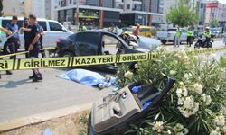 Karşı şeritteki otomobille çarpıştı: 2 ölü, 3 yaralı  
