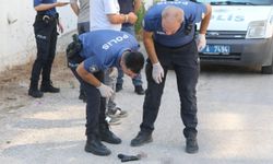 Sokak ortasında önce kız arkadaşını, sonra kendini vurdu 