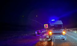 Kahramanmaraş’ta hasta taşıyan ambulans devrildi: 5 yaralı