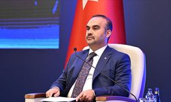 Bakan Kacır: Deprem bölgesindeki yatırımlar için 479 teşvik belgesi düzenledik