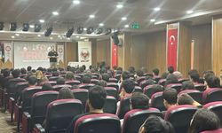 Öğrencilere terör uyarısı konferansı