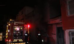 Kundaklanan müstakil ev kullanılamaz hale geldi