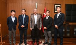 Başkan Güngör, Japon Heyetiyle Bir Araya Geldi