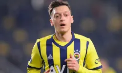 Mesut Özil futbolu bıraktı mı? Mesut Özil kimdir, kaç yaşında, nereli?