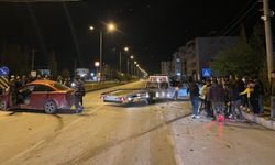 Kahramanmaraş'ta otomobil ile çarpışan motosikletteki 2 kişi ağır yaralandı