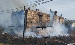 40 yıldır kullanılmayan ev yangında zarar gördü