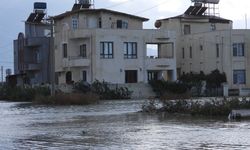 Şiddetli yağmur  evleri su altında bıraktı