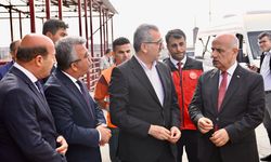 Depremde Hayvanları Telef Olan Üreticilere, Büyükbaş Hayvanları Teslim Edildi