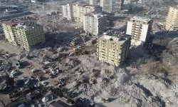 Depremde 109 kişinin öldüğü Ebrar Sitesi B Blok'ta kolon ve kirişler yetersizmiş