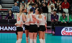 Eczacıbaşı Dynavit 3 - 2 VakıfBank (MAÇ SONUCU - ÖZET) Eczacıbaşı Dynavit dünya şampiyonu!