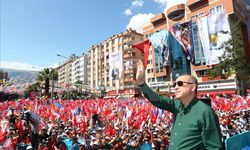Yerel Seçim Hazırlıkları Başlıyor Cumhurbaşkanı Erdoğan 6 Şubat depremlerinin yıldönümünde Kahramanmaraş'ta