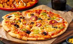 Evde pizza nasıl yapılır? Pizza nasıl yapılır? Pizza Tarifi