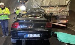 Kahramanmaraş'ta Otomobil tıra ok gibi saplandı: 1 ölü, 1 ağır yaralı