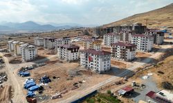 165 Bin 265 Depremzede Hala Konutlarını Bekliyor!