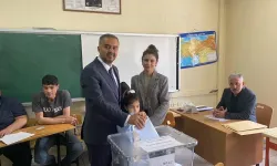 AK Parti Onikişubat Belediye Başkan Adayı Hanifi Toptaş, Oyunu Kullandı