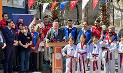 Osman Aşkın Bak: "Kahramanmaraş’a 12 bin 500 kişilik stadyum kazandıracağız