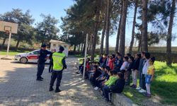 Jandarma ilkokul öğrencilerine  trafik eğitimi verdi