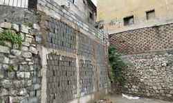 Dulkadiroğlu’ndan Ekmekçi Mahallesinde İstinat Duvarı Ve Parke Çalışması