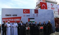 'Türkiye-Katar Gazze İyilik Gemisi' Mersin'den uğurlandı