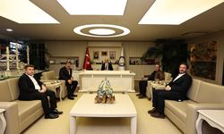 "Halı sektörü Türkiye ve Gaziantep’in sanayide de lokomotif sektörüdür"