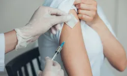 HPV aşısı nedir? HPV kimlere yapılmaz? HPV aşısı kimlere yaptırılır?