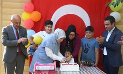 Kahramanmaraş'ta şehit polisin oğlu ile kızına sürpriz doğum günü kutlaması