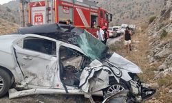 Kahramanmaraş'ta Feci Kaza: 6 Araç Birbirine Girdi, 2 Kişi Hayatını Kaybetti