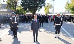 Kahramanmaraş’ta Kent Protokolü Atatürk Anıtı’nda Buluştu