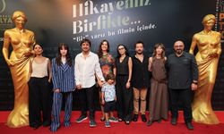 'Savrulan Zaman' filminin prömiyeri Antalya'da yapıldı