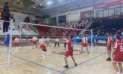 Kahramanmaraş’ta Merhum Cengizhan Firik Anısına 3. Kurumlar Arası Voleybol Turnuvası Başladı