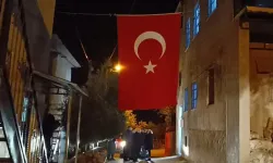 Uzman Çavuş Eren Kızıldağ'ın Adana'daki ailesine şehadet haberi verildi