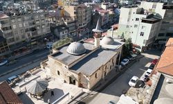 Depremde Hasar Gören 472 Yıllık Camii Yeniden Açıldı