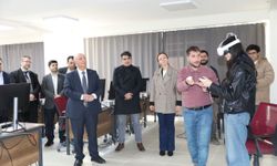 Rektör Bakan, Teknofest Takımıyla Bir Araya Geldi