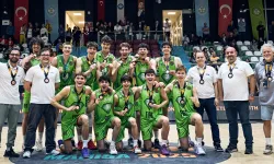 TOFAŞ U18, Gençler Basketbol Şampiyonlar Ligi'nde Üçüncülüğü Kaptı