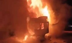 Kahramanmaraş’ta Seyir Halindeki Tır Yandı, Sürücü Son Anda Kurtuldu