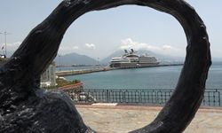 Alanya’ya Fransız Kruvaziyer Çıkarması: 187 Turist Tarihi Yerleri Ziyaret Etti
