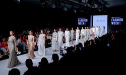 Antalya'da Moda Rüzgarı