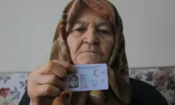 Asırlık Çınar Hayriye Nine'den Uzun Yaşamın Sırrı: En çok yediği 3 besin